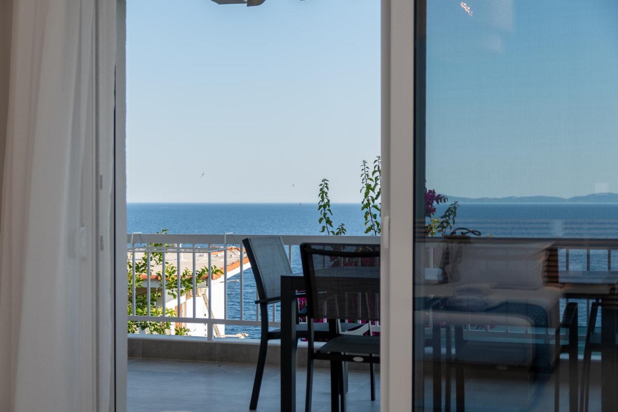 Apartment Sandra Seaview Néos Marmarás